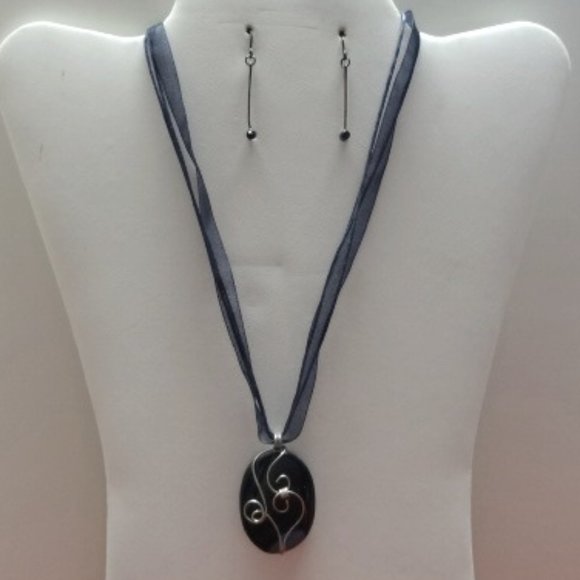 Jewelry - Handmade Blue Stone Wrapped in Wire w/Earrings